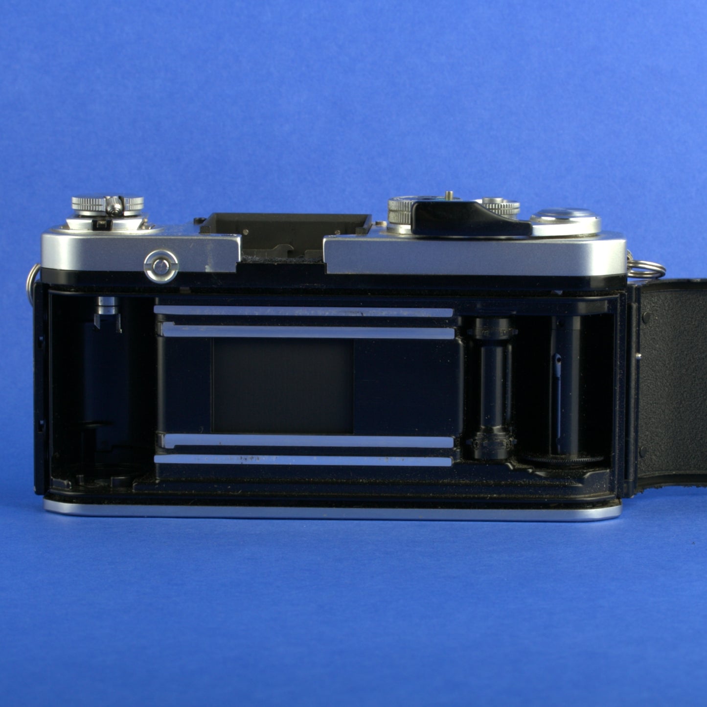 Nikon F2 Film Camera Body Only READ