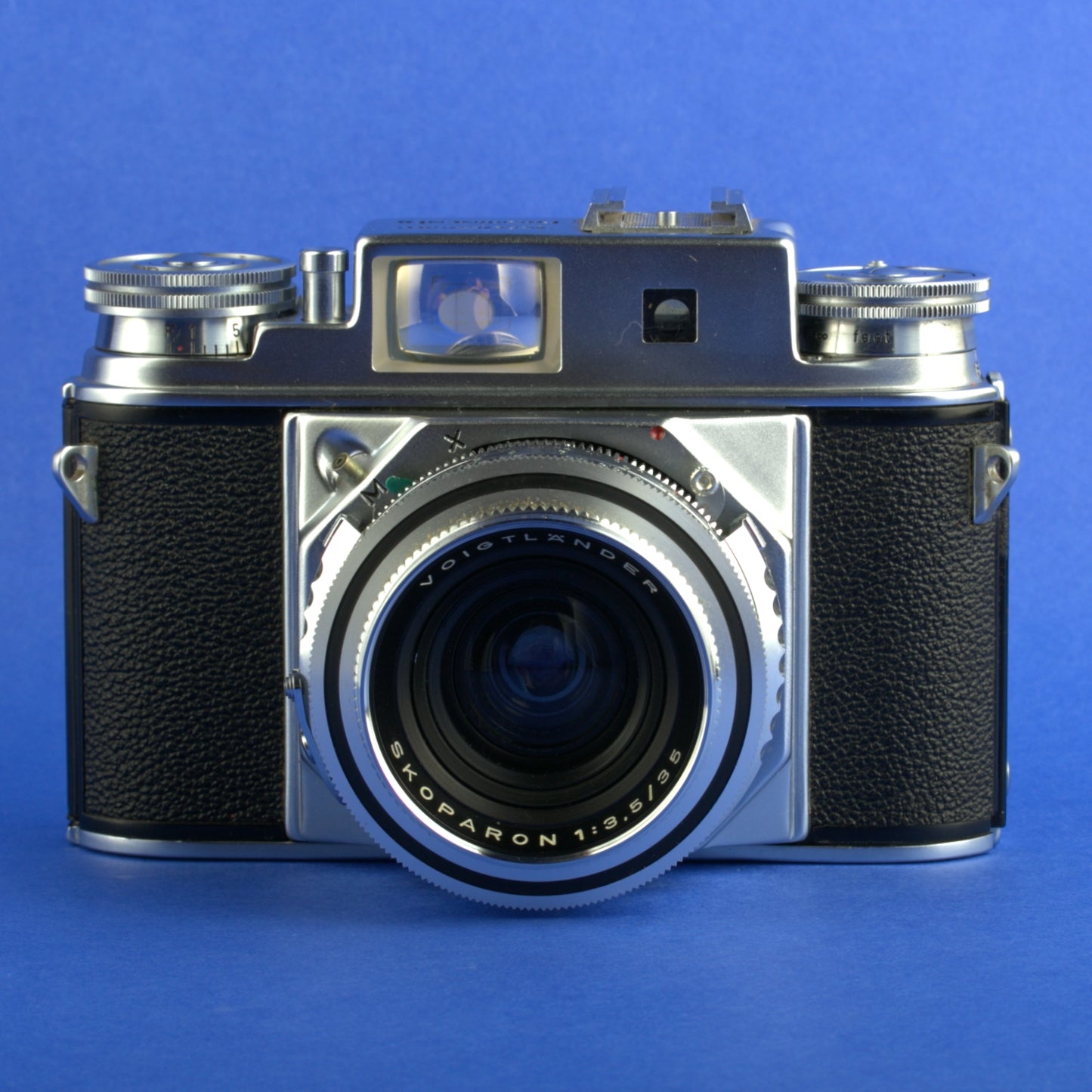 Voigtlander Prominent II Film Camera with Skoparon 35mm 3.5 Lens Not Working