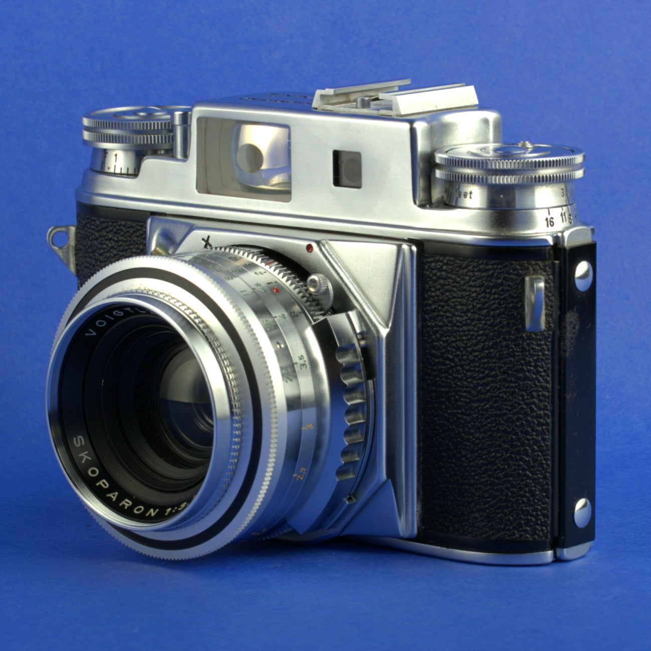 Voigtlander Prominent II Film Camera with Skoparon 35mm 3.5 Lens Not Working