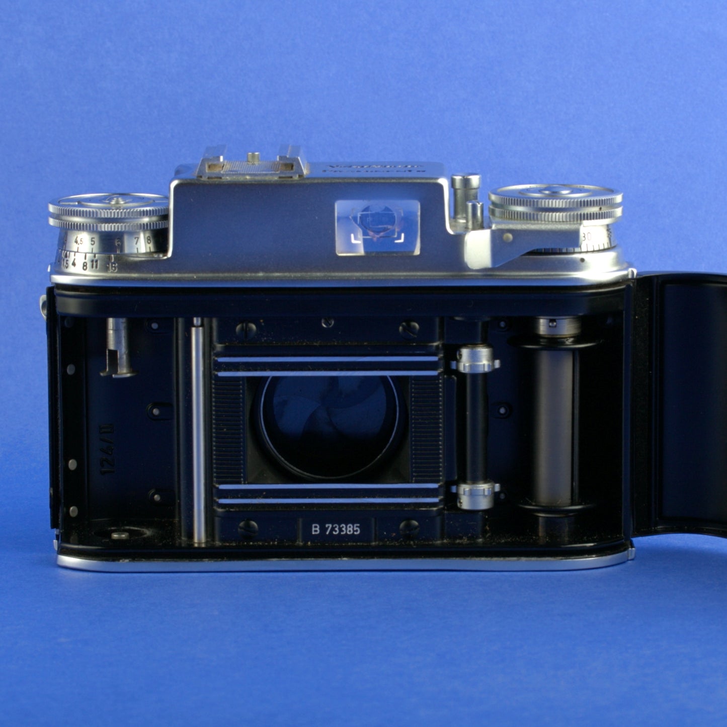 Voigtlander Prominent II Film Camera with Skoparon 35mm 3.5 Lens Not Working