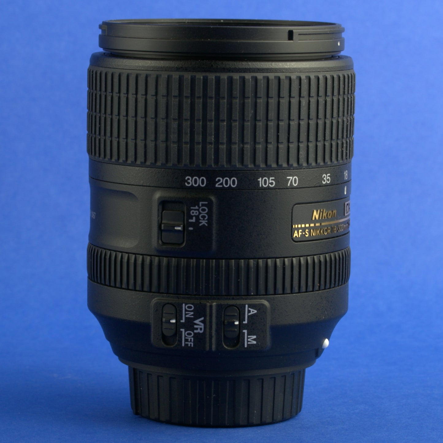 Nikon AF-S Nikkor 18-300mm 3.5-6.3 VR Lens