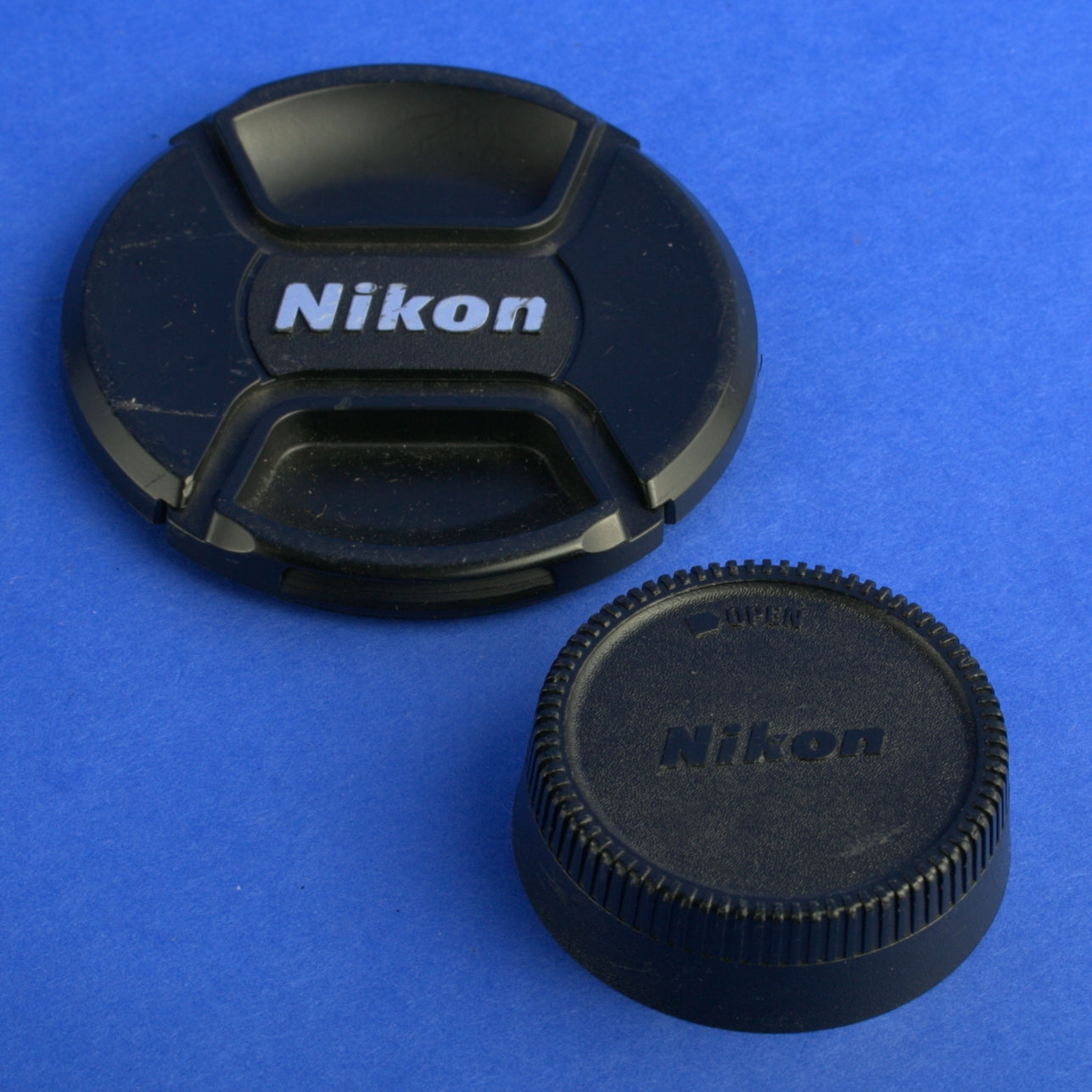 Nikon AF-S Nikkor 70-200mm 2.8 G VR Lens US Model