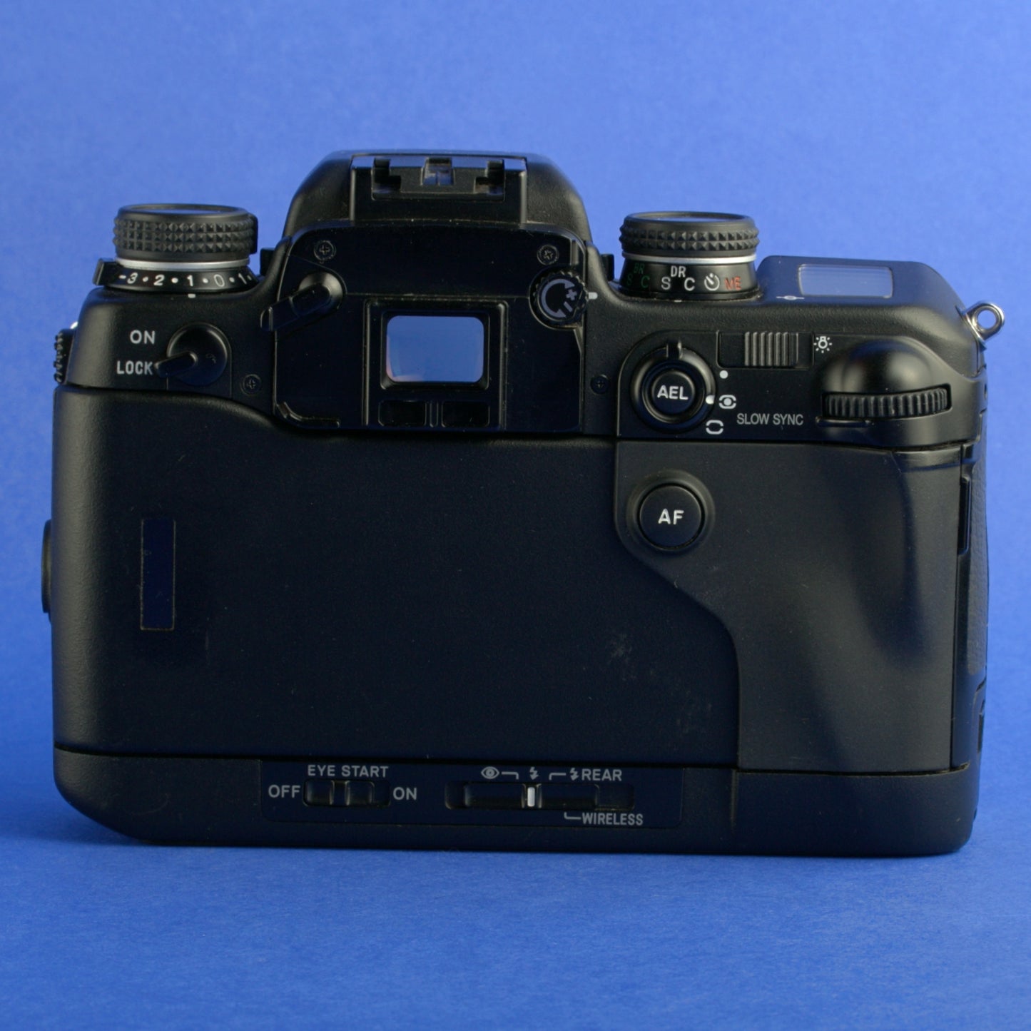 Minolta Maxxum 9 Film Camera Body
