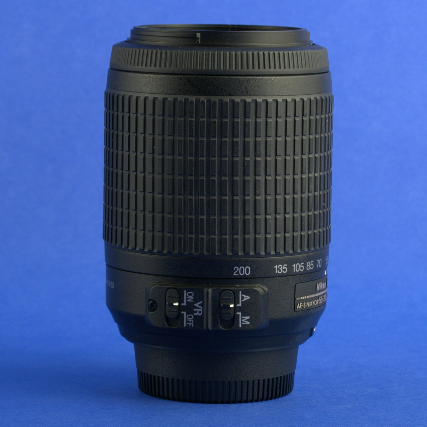 Nikon AF-S Nikkor 55-200mm 4-5.6 VR Lens Mint Condition