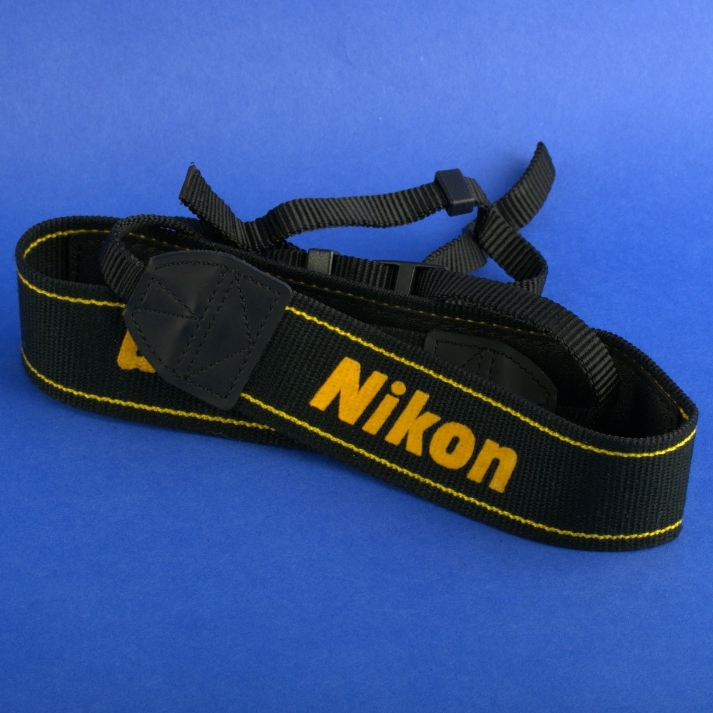 Stunning Nikon F2AS Film Camera Body Late Serial Near Mint Condition