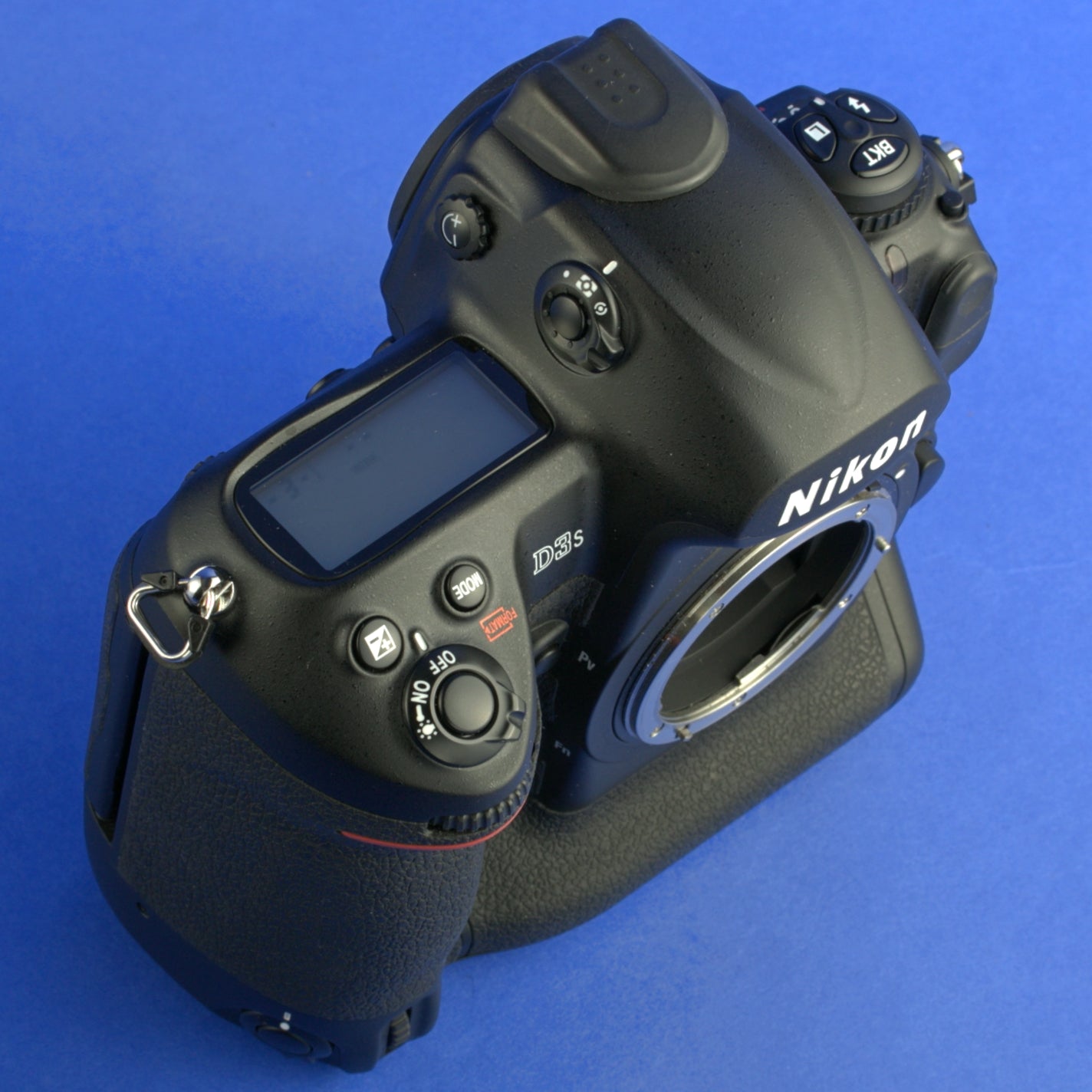 Nikon D3S Digital Camera Body 7700 Actuations Near Mint Condition