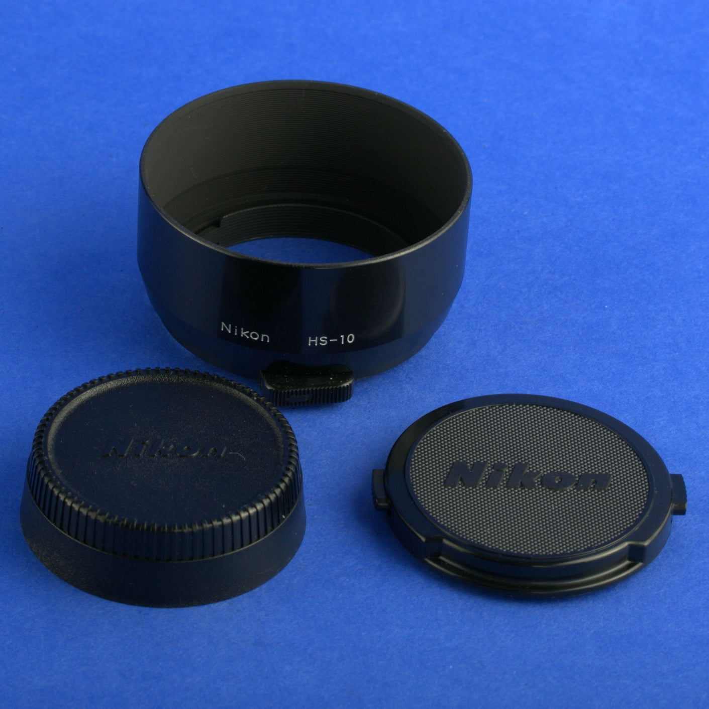Nikon Nikkor 85mm F2 Ai Lens Mint Condition