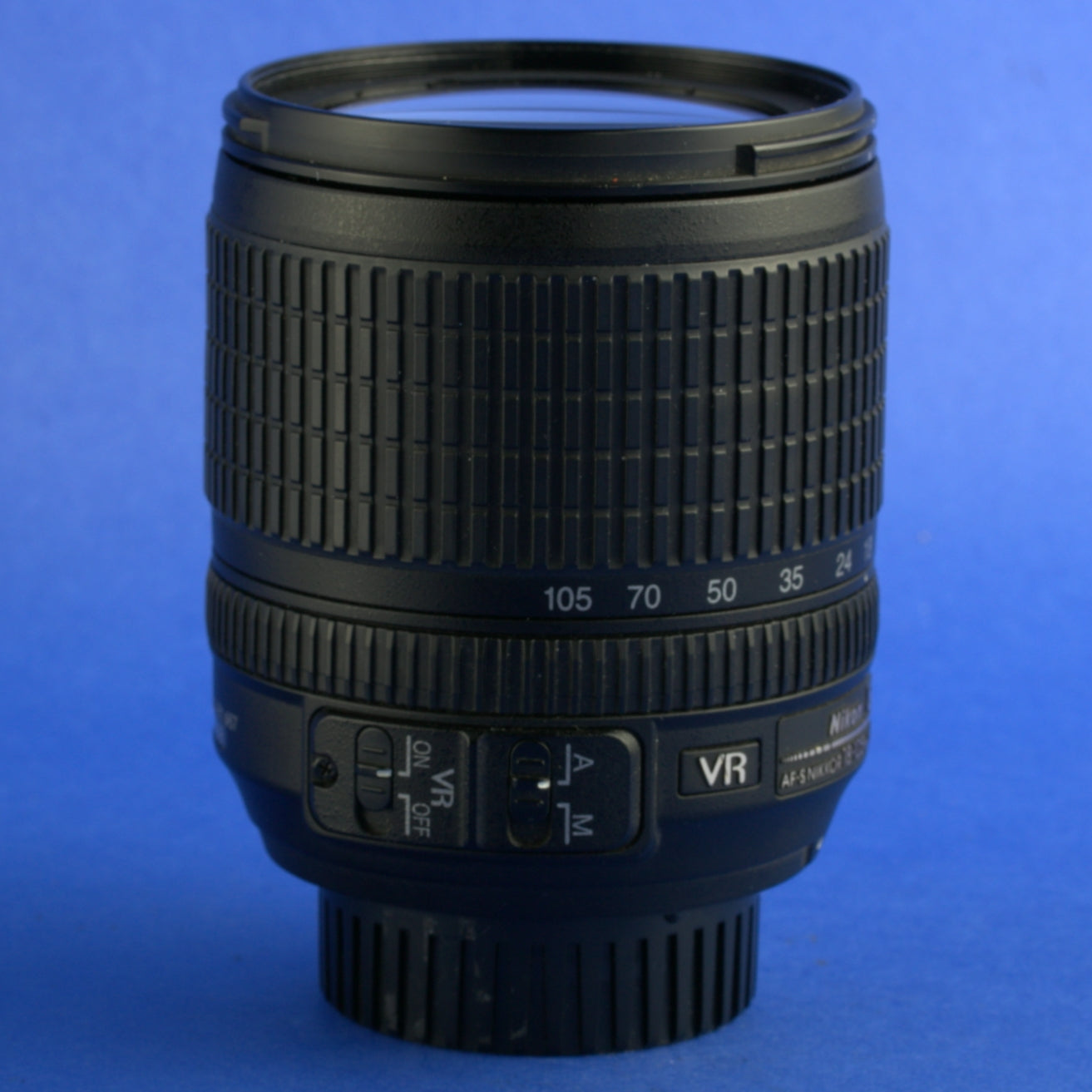 Nikon AF-S 18-105mm 3.5-5.6 VR Lens US Model