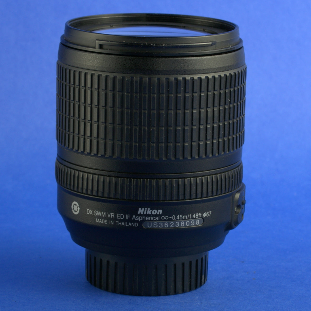 Nikon AF-S 18-105mm 3.5-5.6 VR Lens US Model
