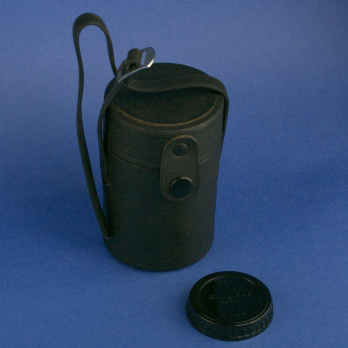 Olympus Auto-T 70mm F2 F.Zuiko Lens *** READ ***