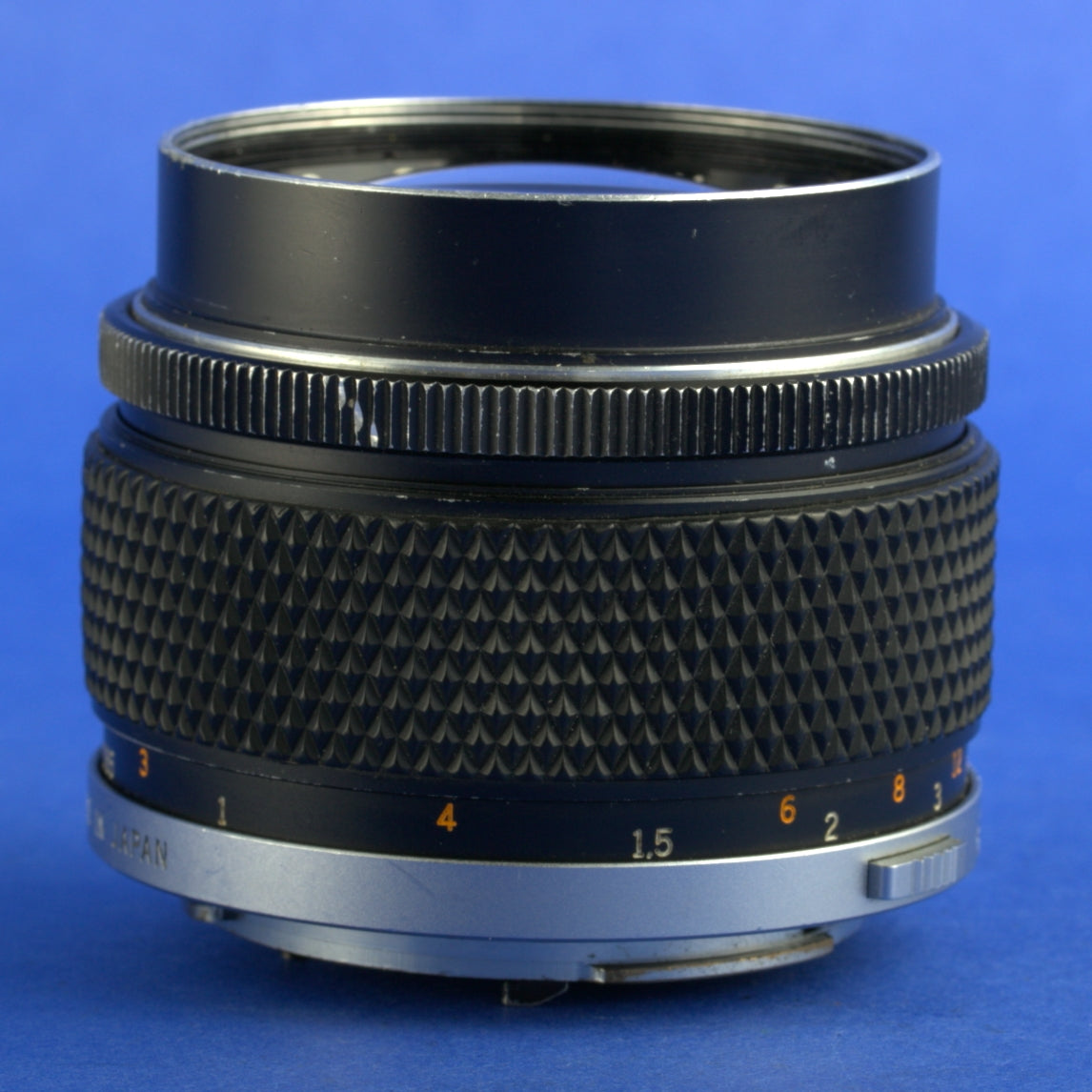 Olympus OM 85mm F2 Zuiko Lens