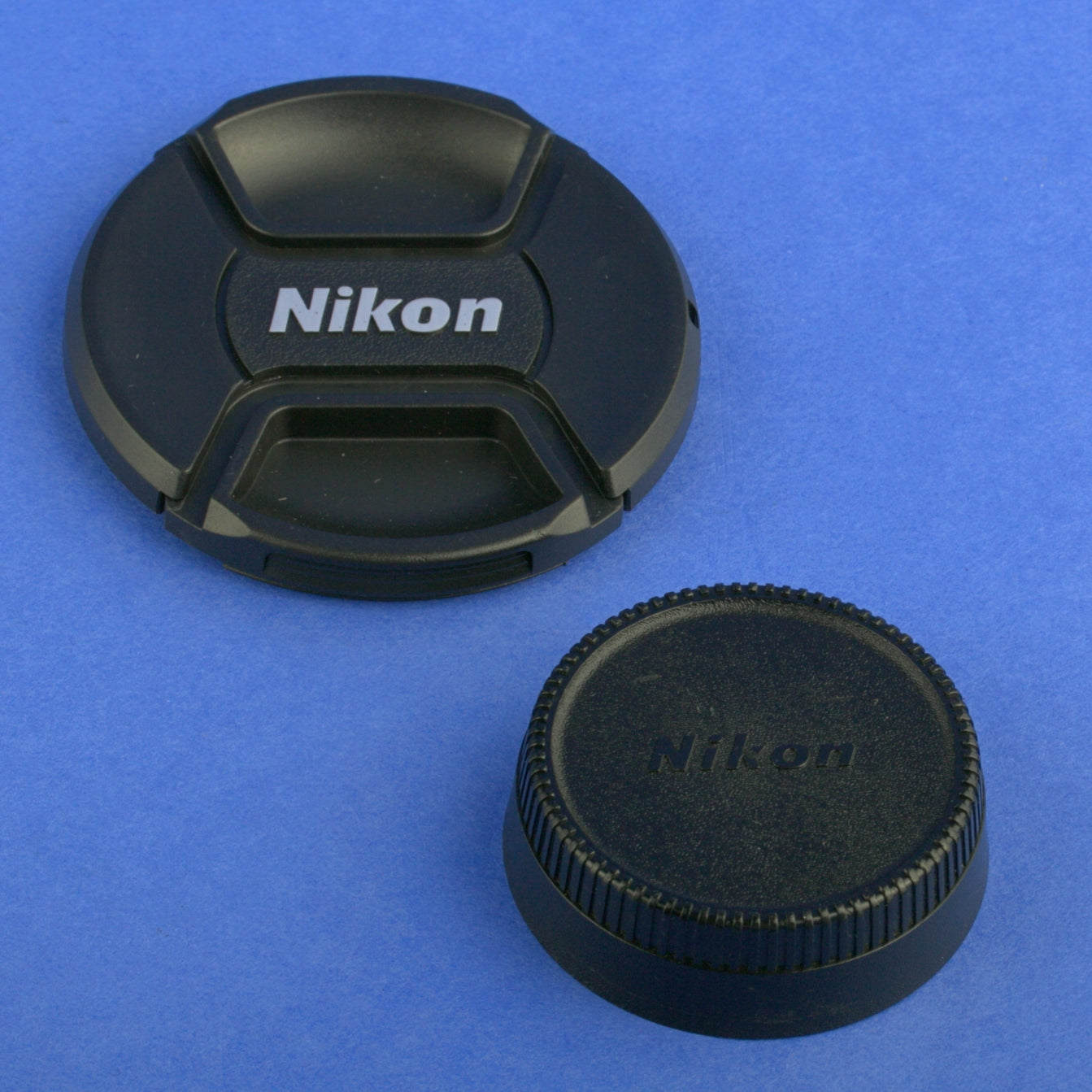 Nikon AF DC-Nikkor 135mm F2 D Lens Mint Condition