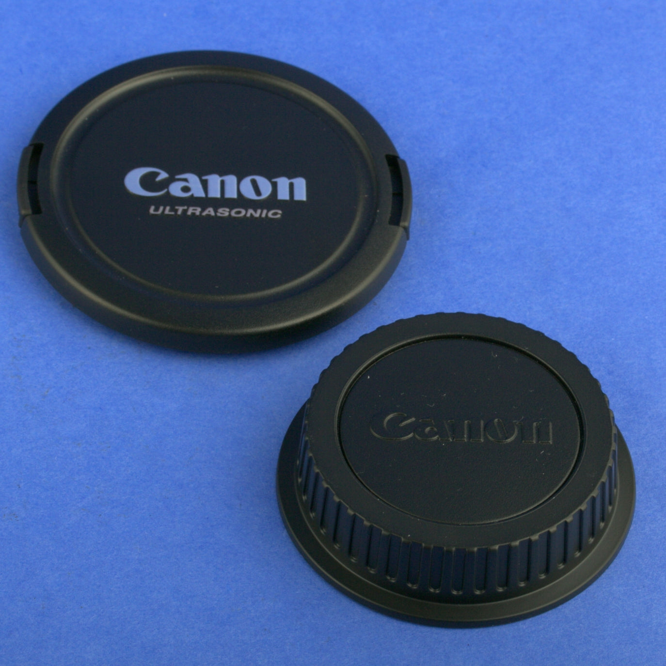 Canon EF 35mm 1.4 L Lens Mint Condition