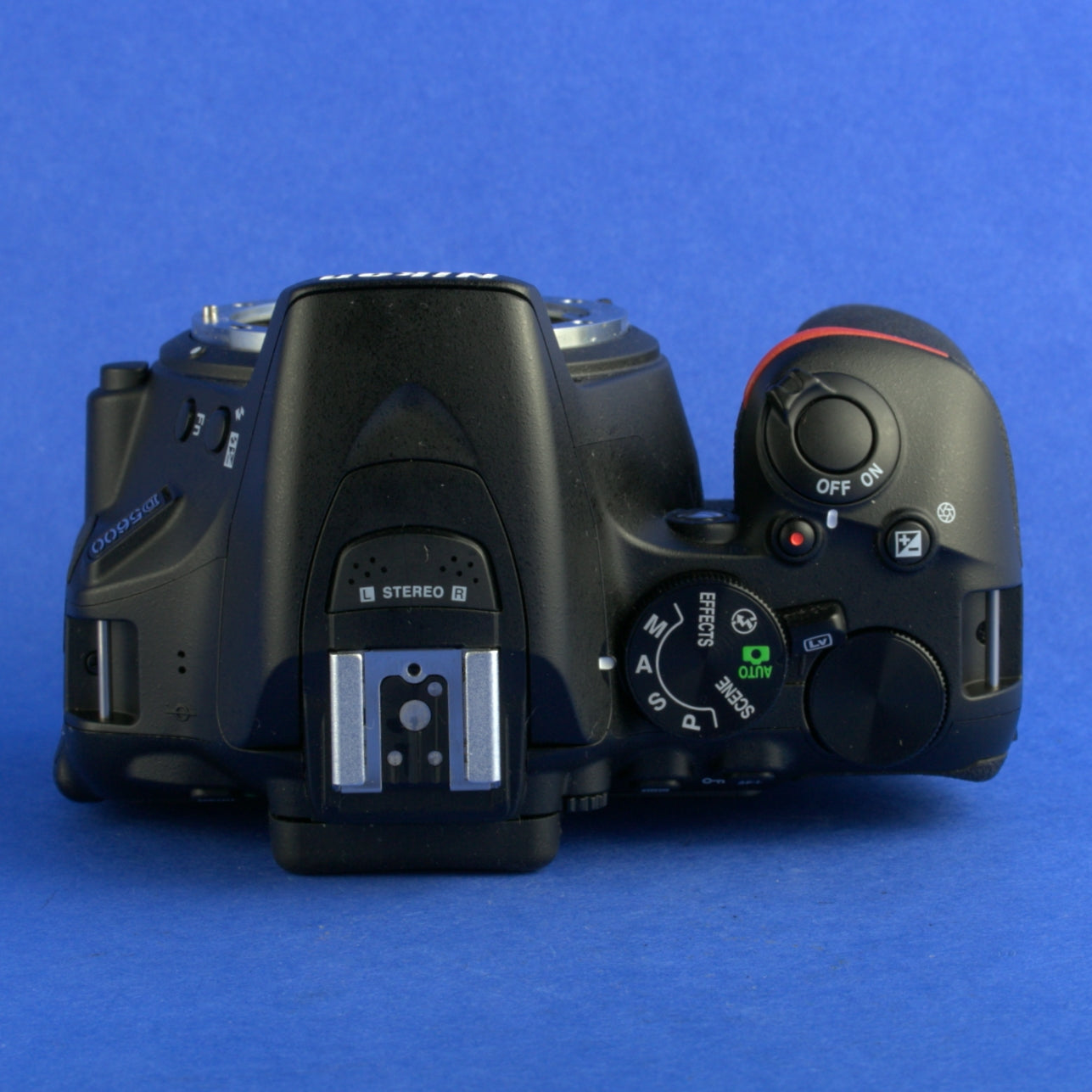 Nikon D5600 Digital Camera Body 1700 Actuations Mint Condition