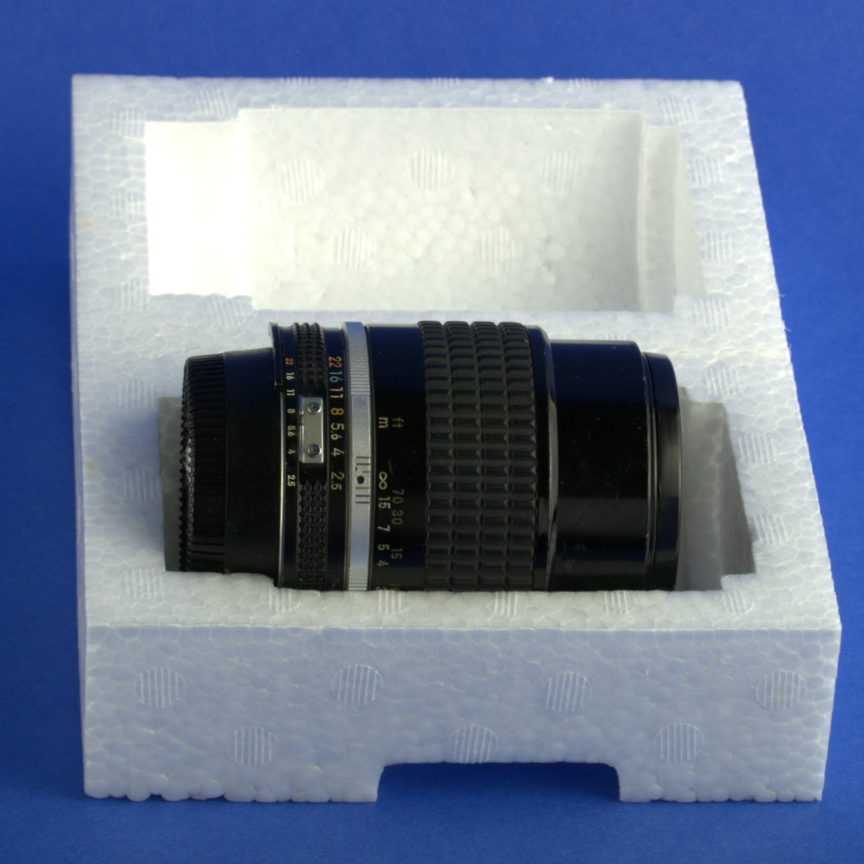 Nikon Nikkor 105mm 2.5 Ai-S Lens