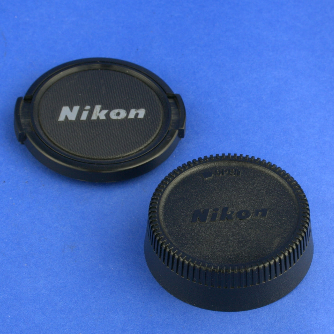 Nikon Nikkor 85mm F2 Ai Lens