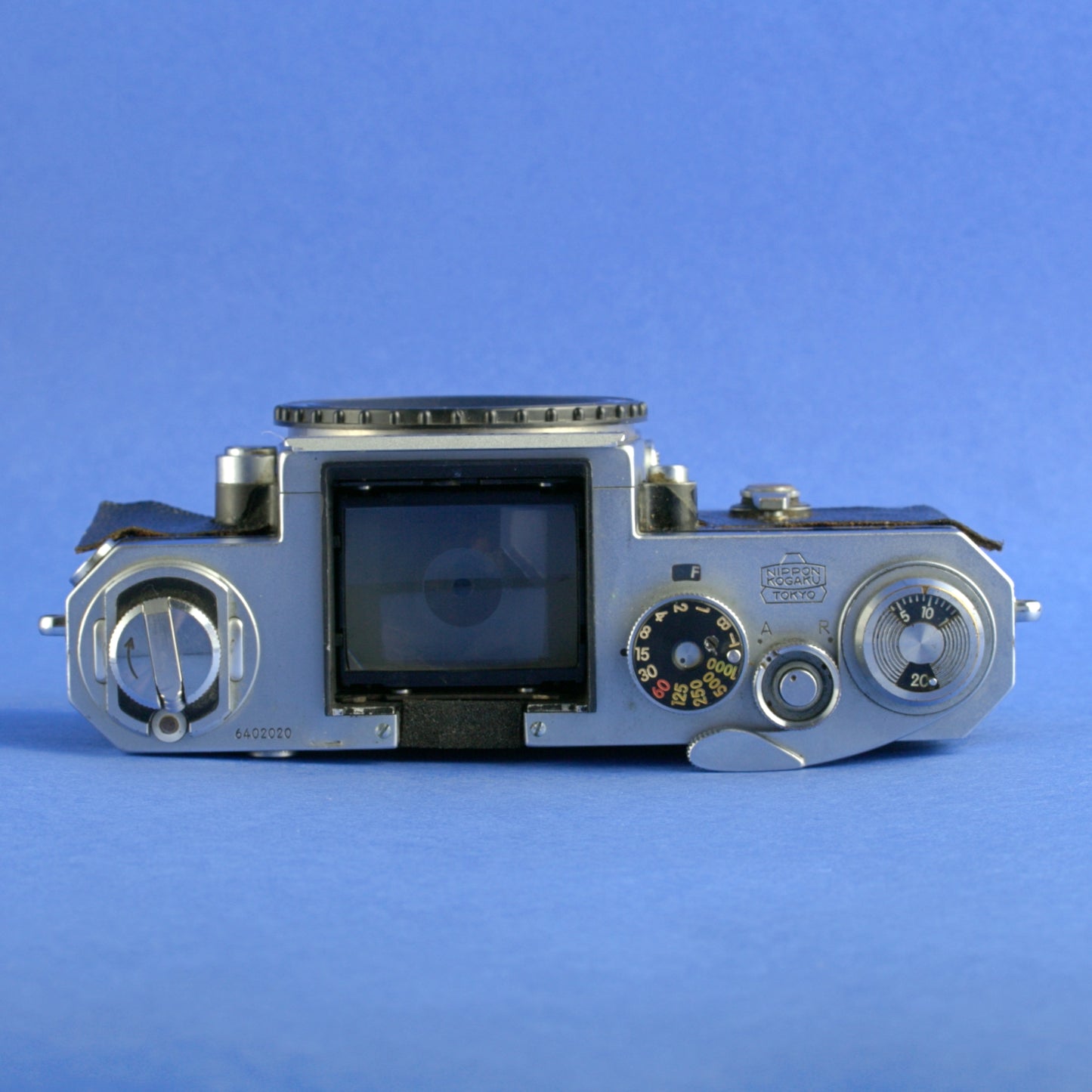 Nikon F Early Camera Body 6402020 with Type 1 Finder Triangular Pins