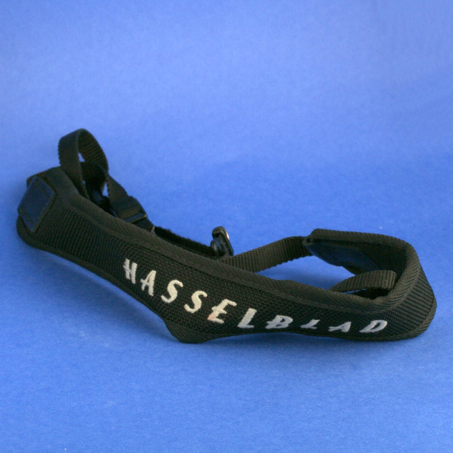 Hasselblad H1 Film Camera 700 Actuations Beautiful Condition