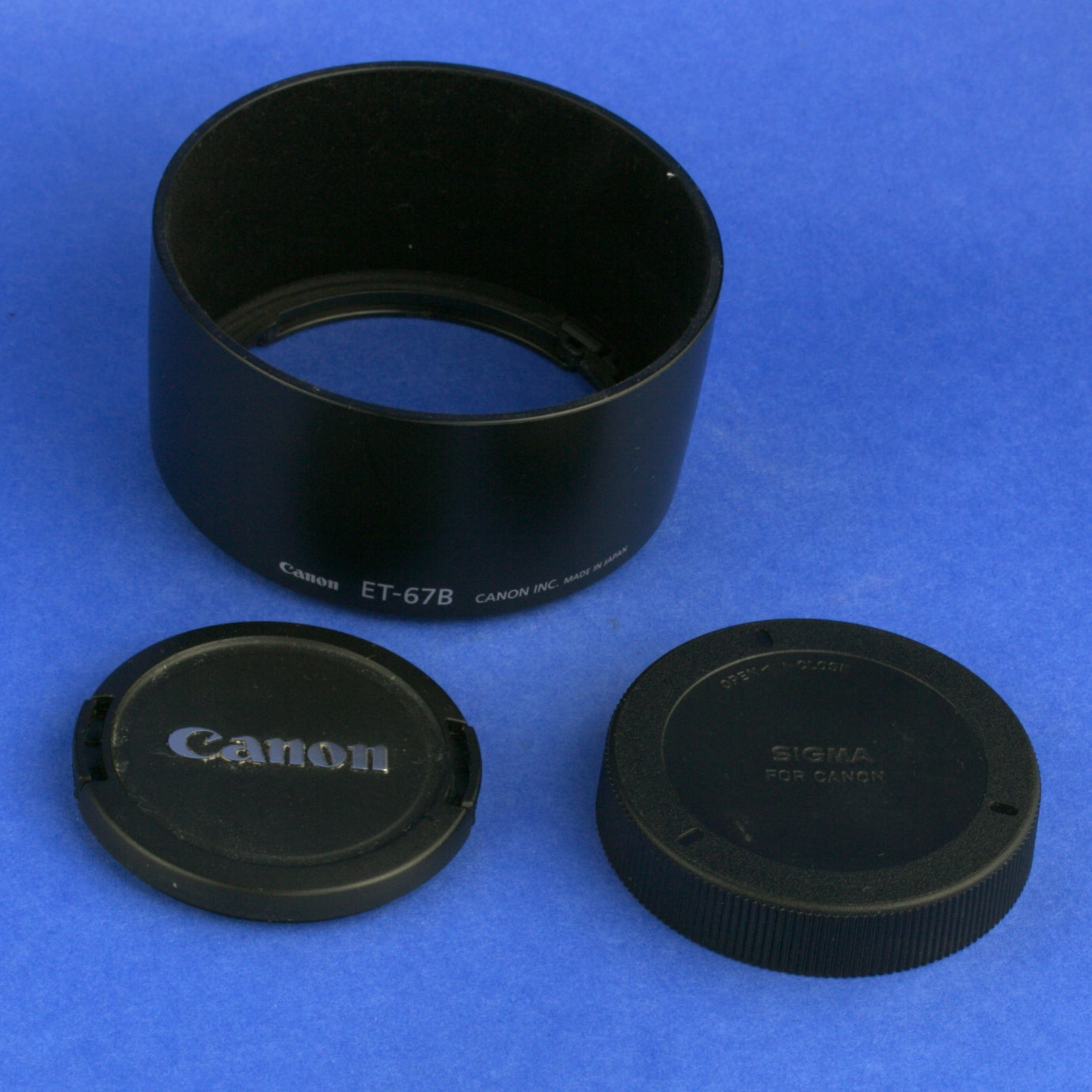 Canon EF 100mm 2.8 USM Lens