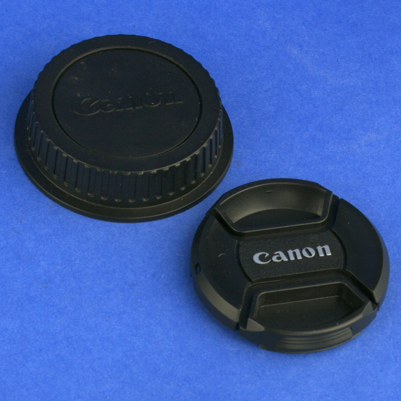 Canon EF 100mm 2.8 USM Lens