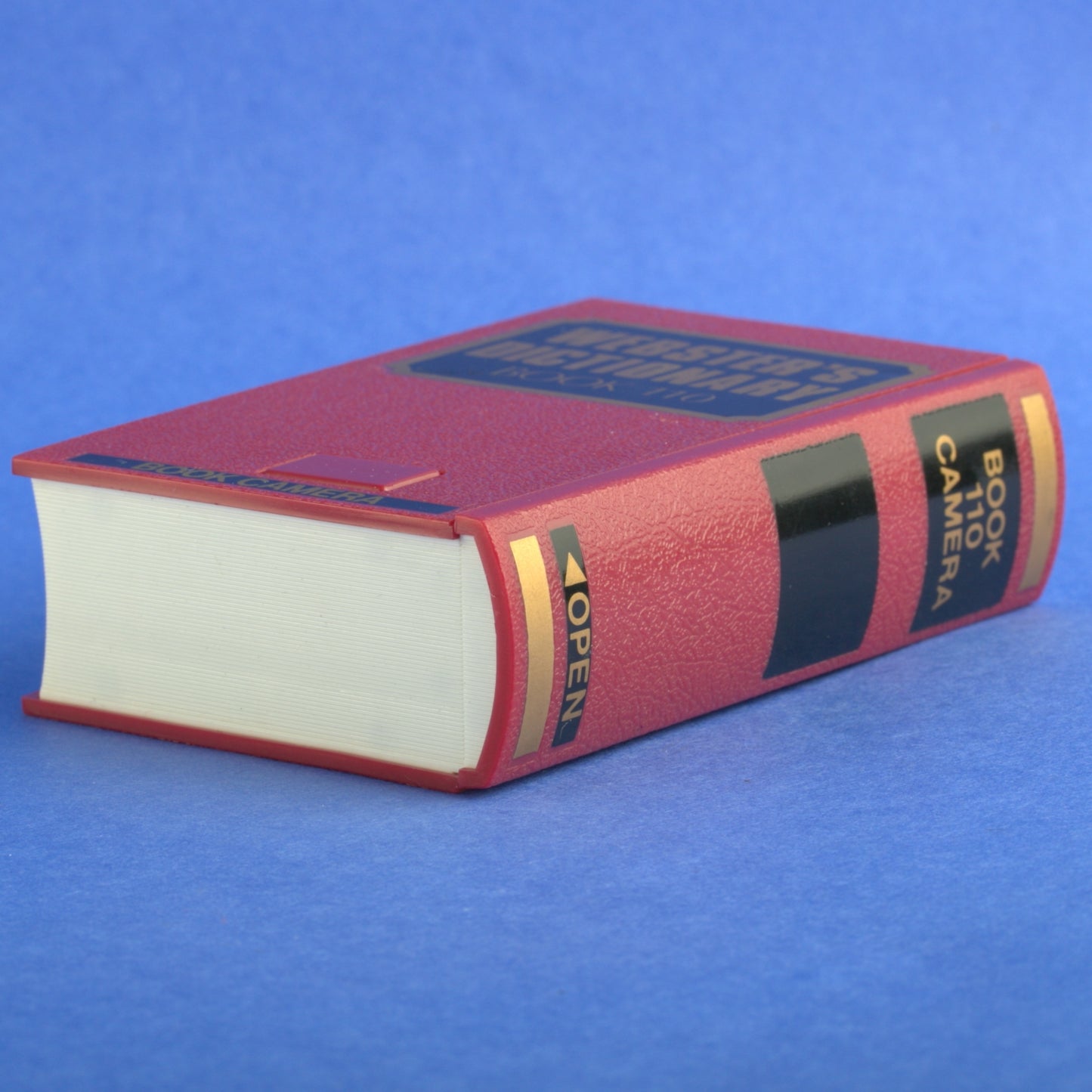 Webster’s Dictionary Book Spy 110 Camera Beautiful Condition