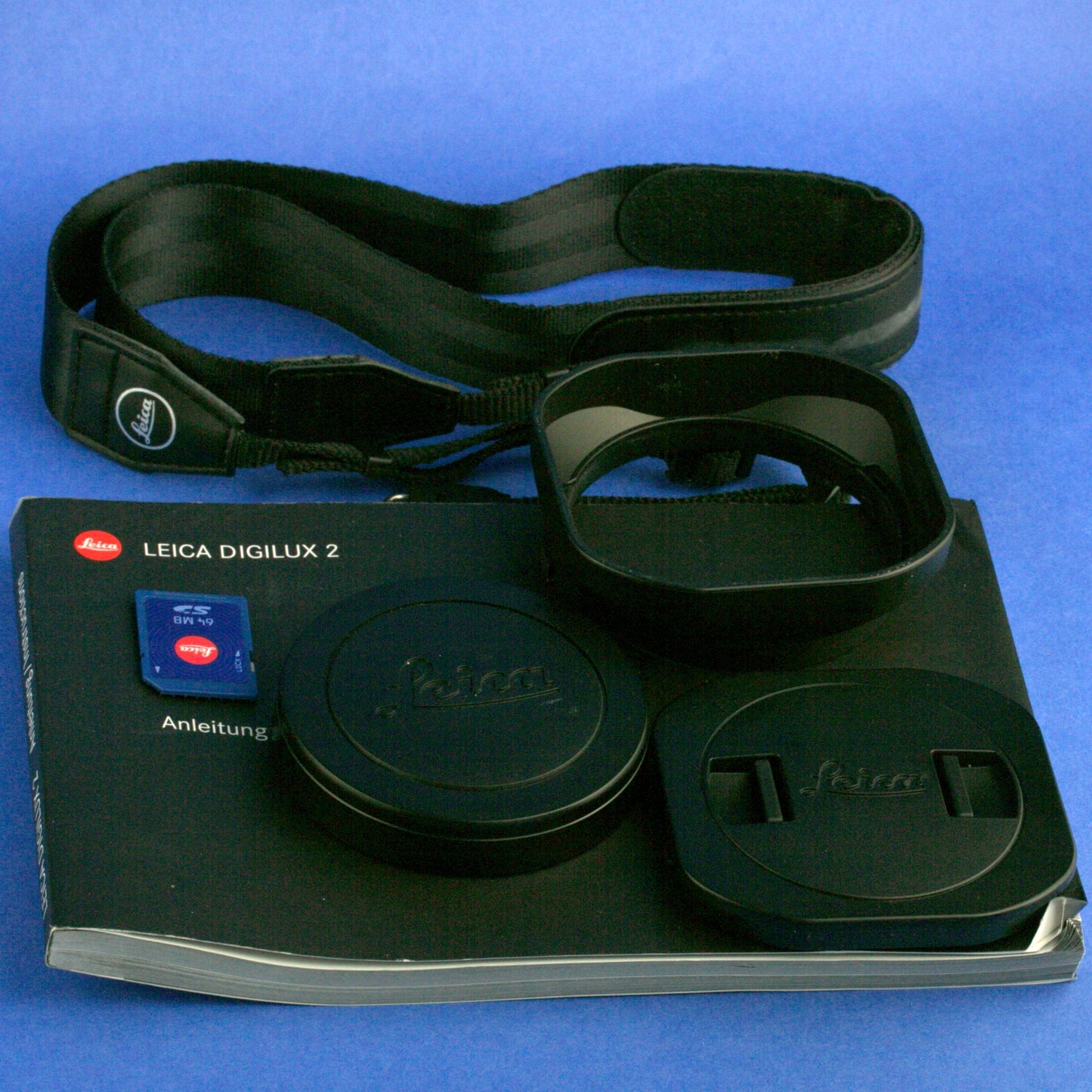 Leica Digilux 2 Digital Camera Beautiful Condition