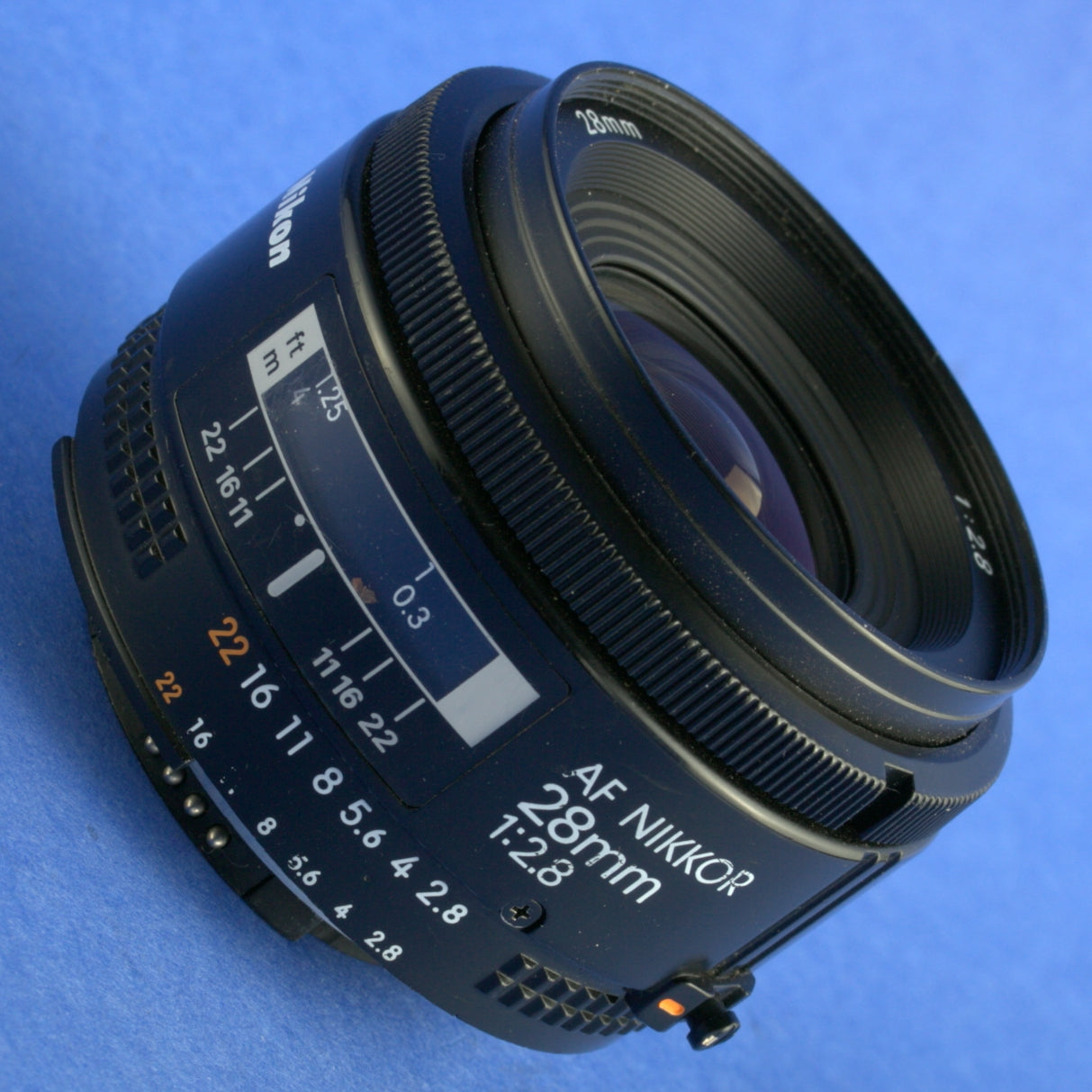 Nikon AF Nikkor 28mm 2.8 Lens