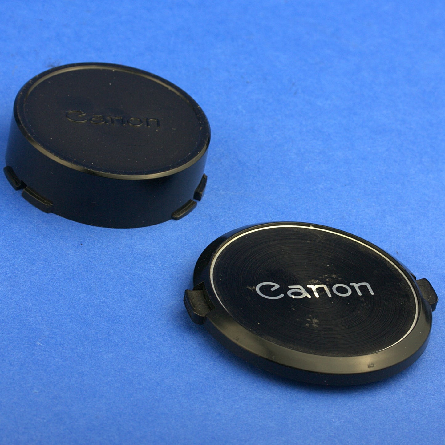 Canon FD 35mm F2 Concave "O" Chrome Nose Lens Beautiful Condition