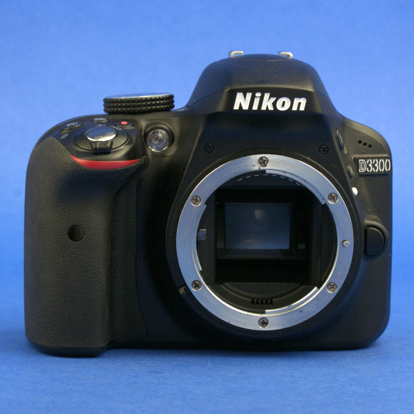 Nikon D3300 Digital Camera Body Not Working
