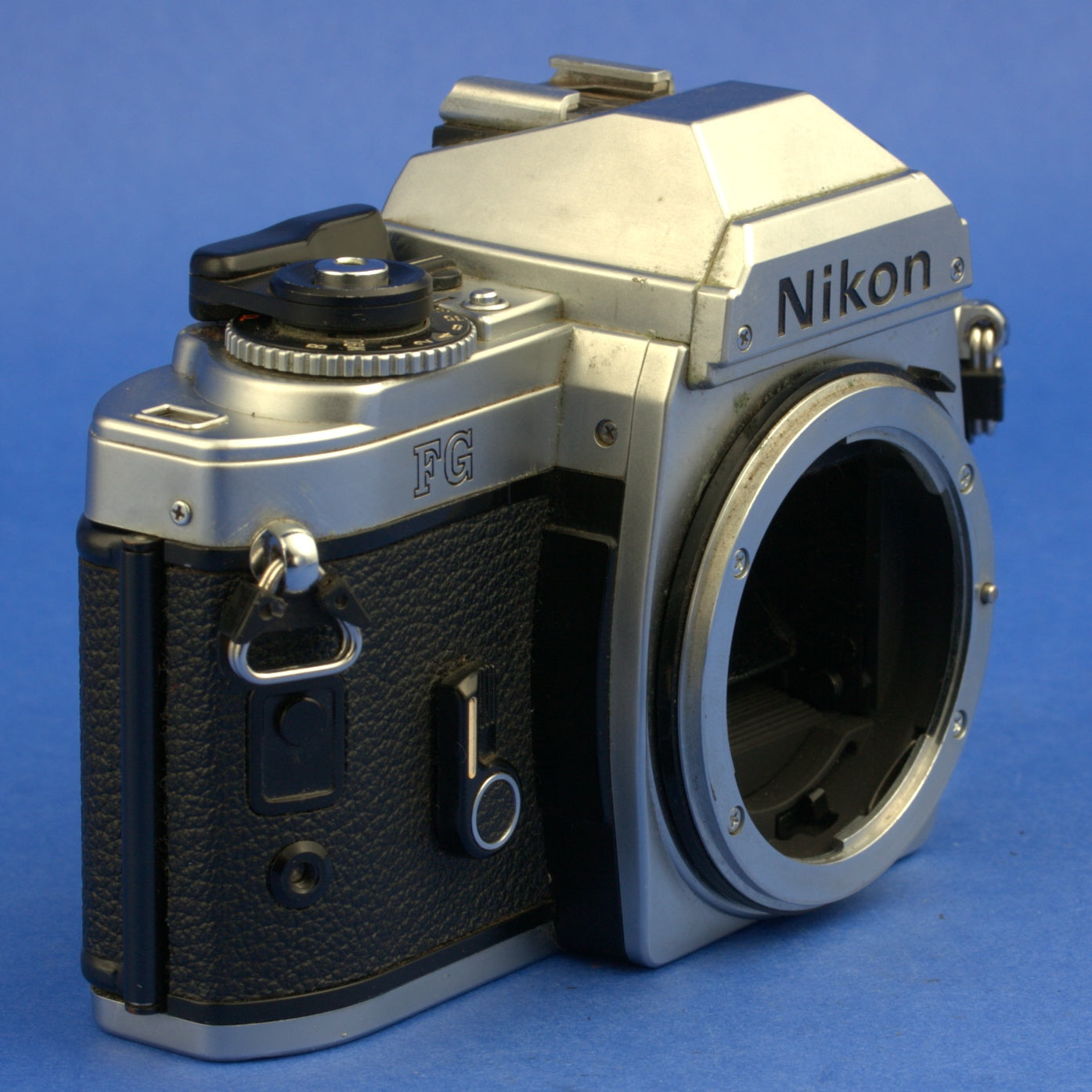 Nikon FG Film Camera Body Not Working