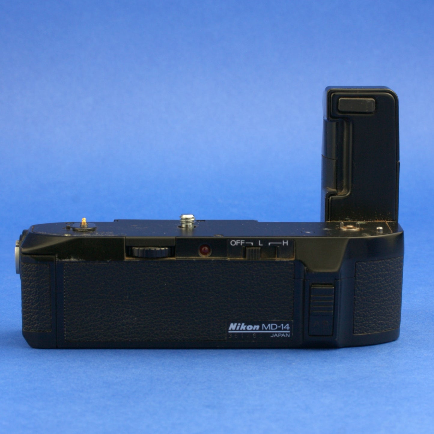 Nikon MD-14 Motor Drive with AH-2 Tripod Adapter