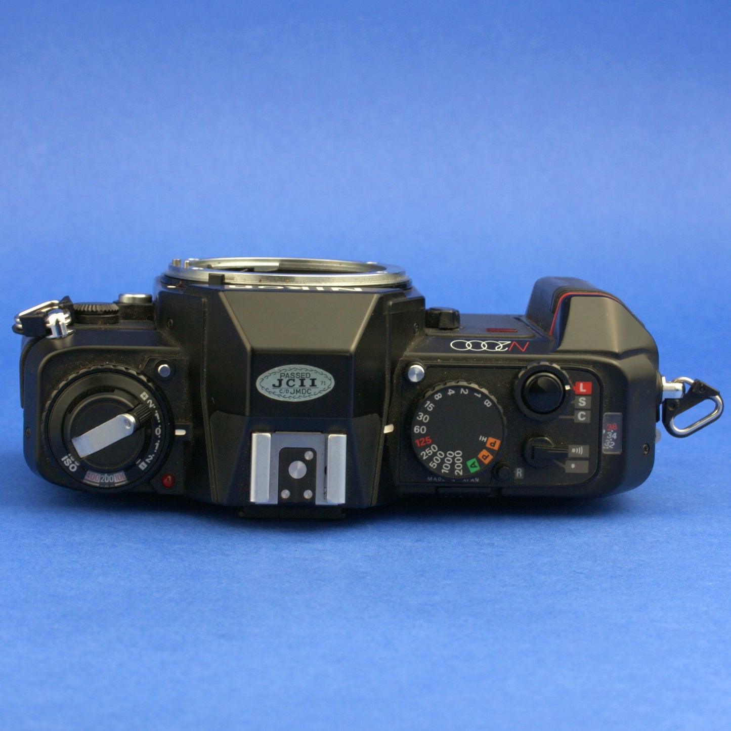 Nikon N2000 Film Camera Body Near Mint Condition