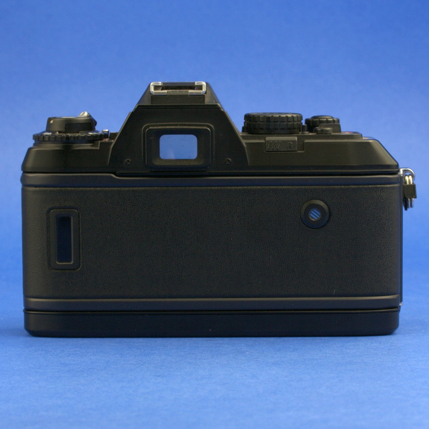 Nikon N2000 Film Camera Body Near Mint Condition