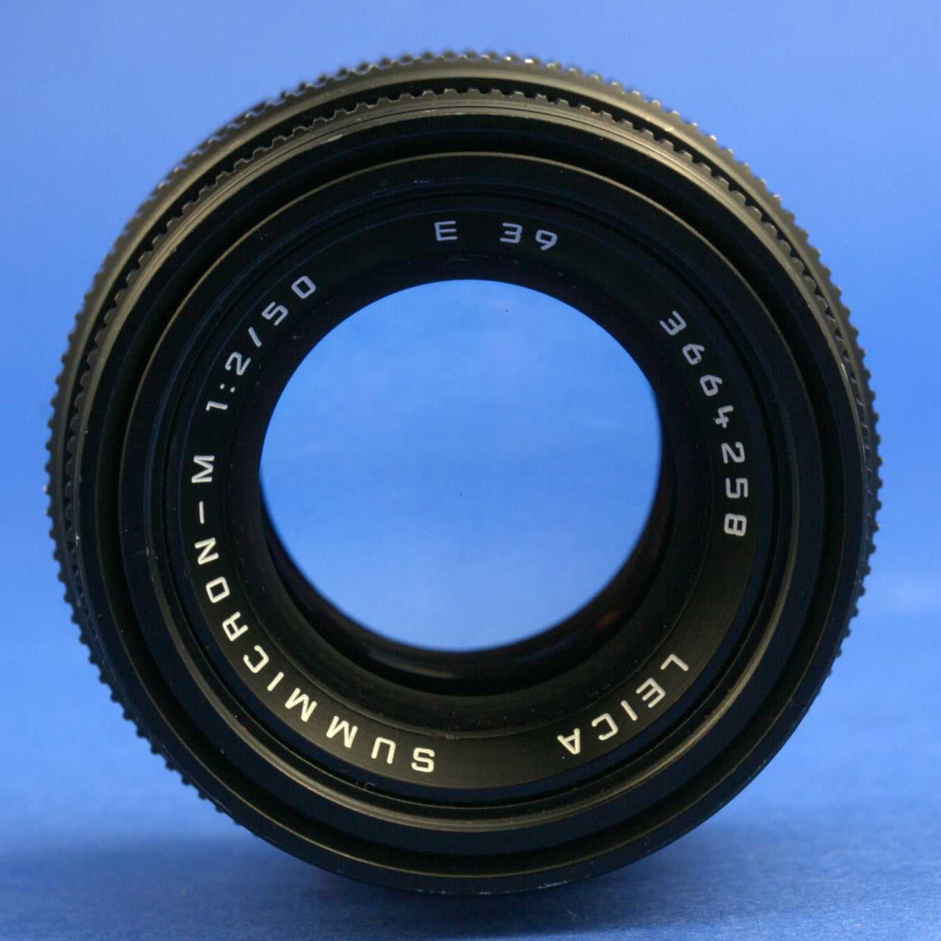 Leica Summicron-M 50mm F2 Version V 11826