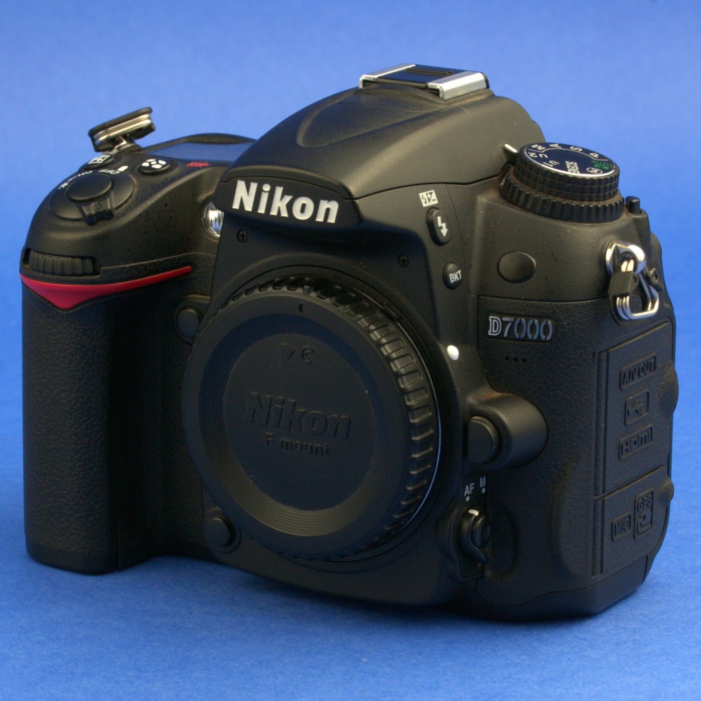 Nikon D7000 Digital Camera Body 3400 Actuations