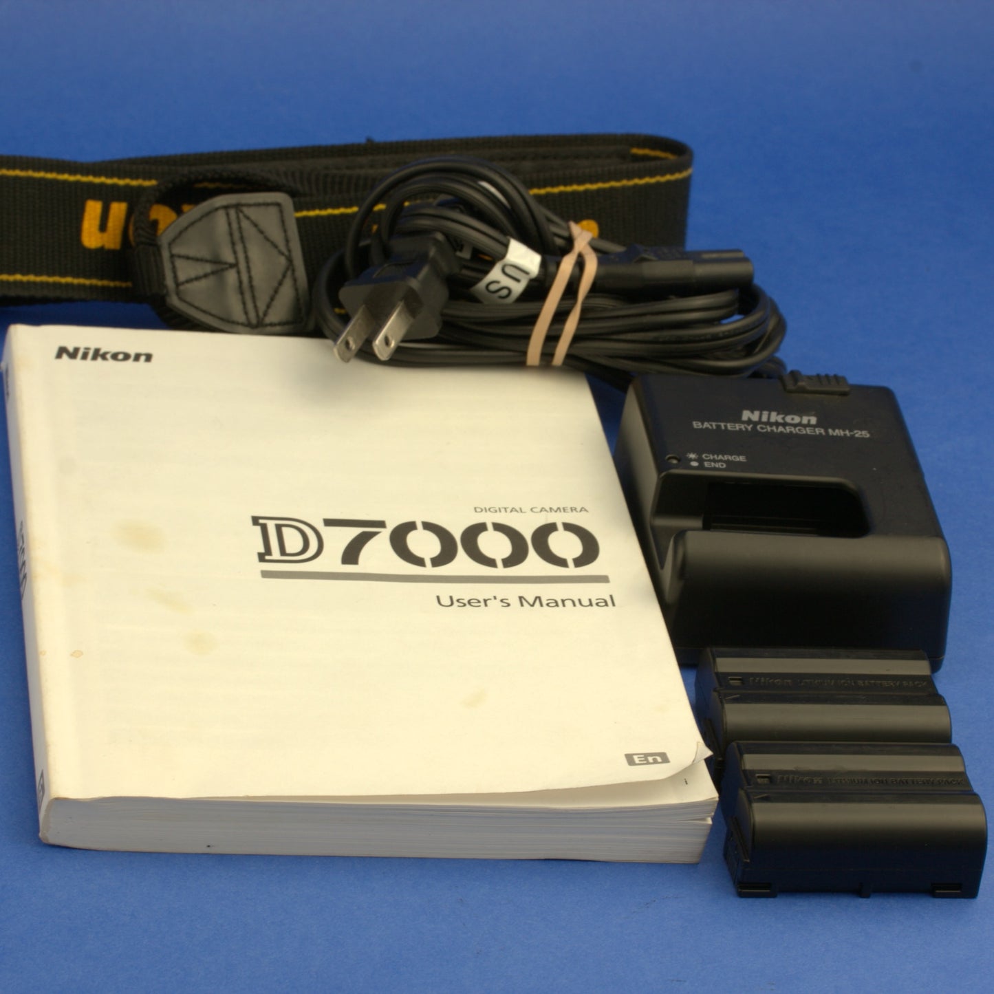 Nikon D7000 Digital Camera Body 3400 Actuations