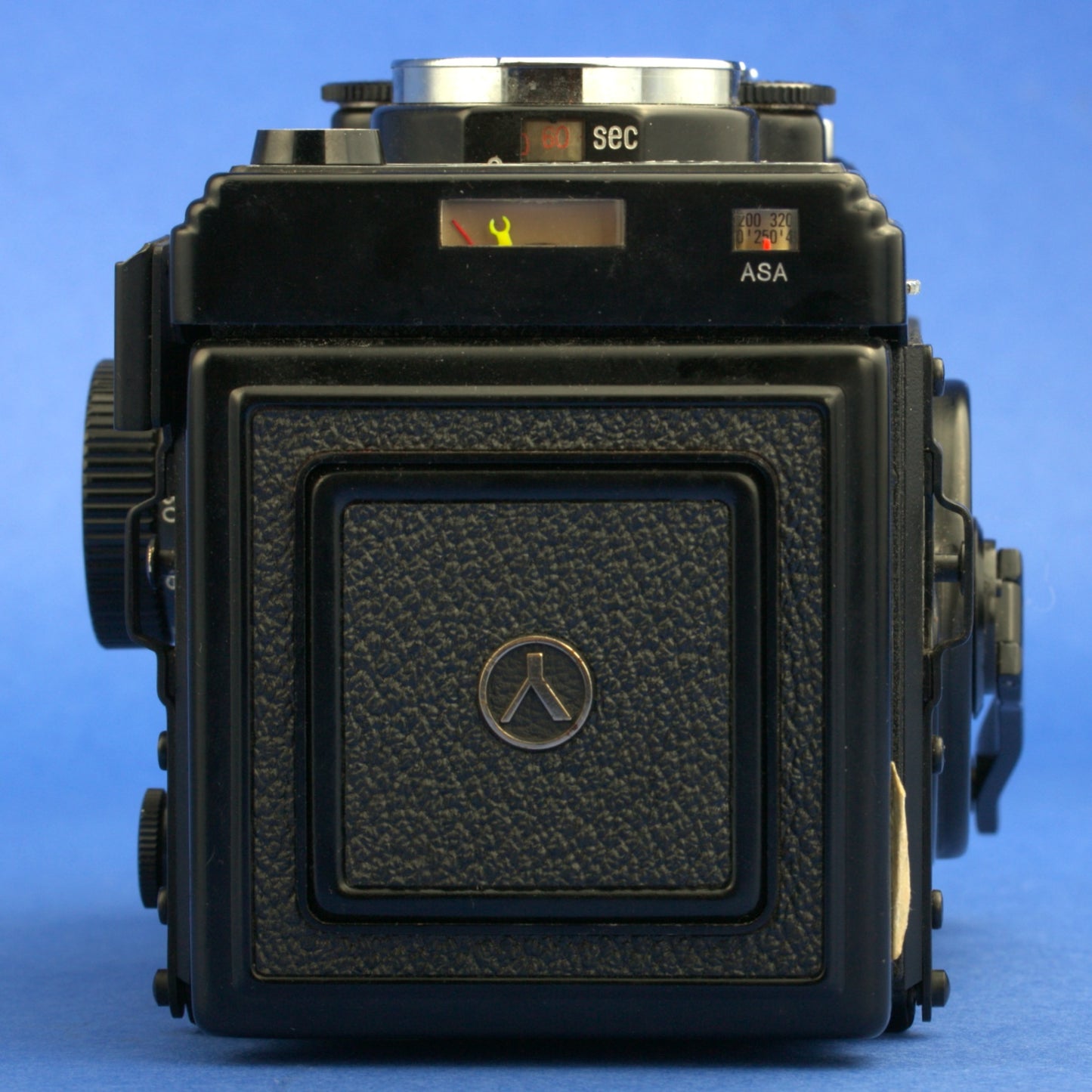 Yashica Mat-124G Medium Format Camera Beautiful Condition