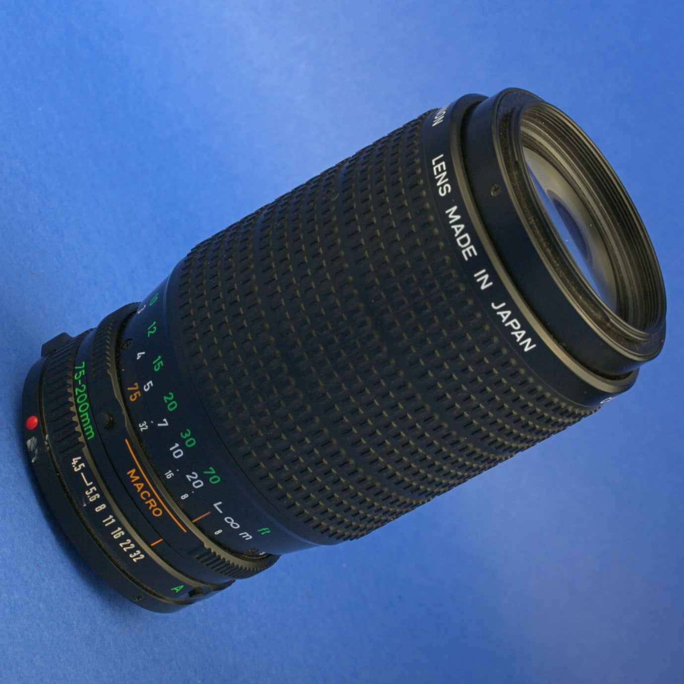 Canon FD 75-200mm 4.5 Macro Lens