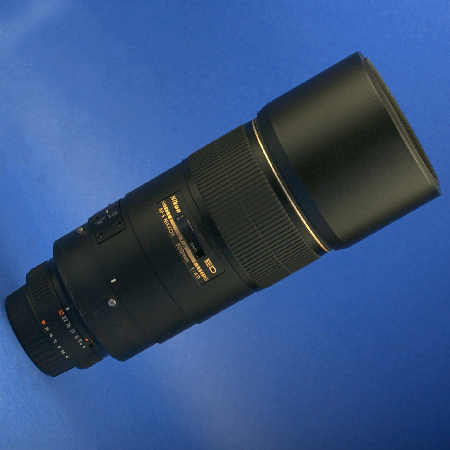 Nikon AF-S Nikkor 300mm F4 D Lens Beautiful Condition