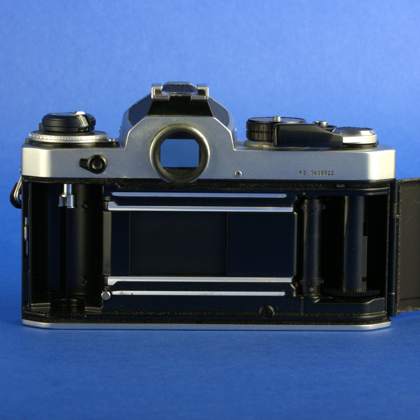 Nikon FE Film Camera Body Near Mint Condition