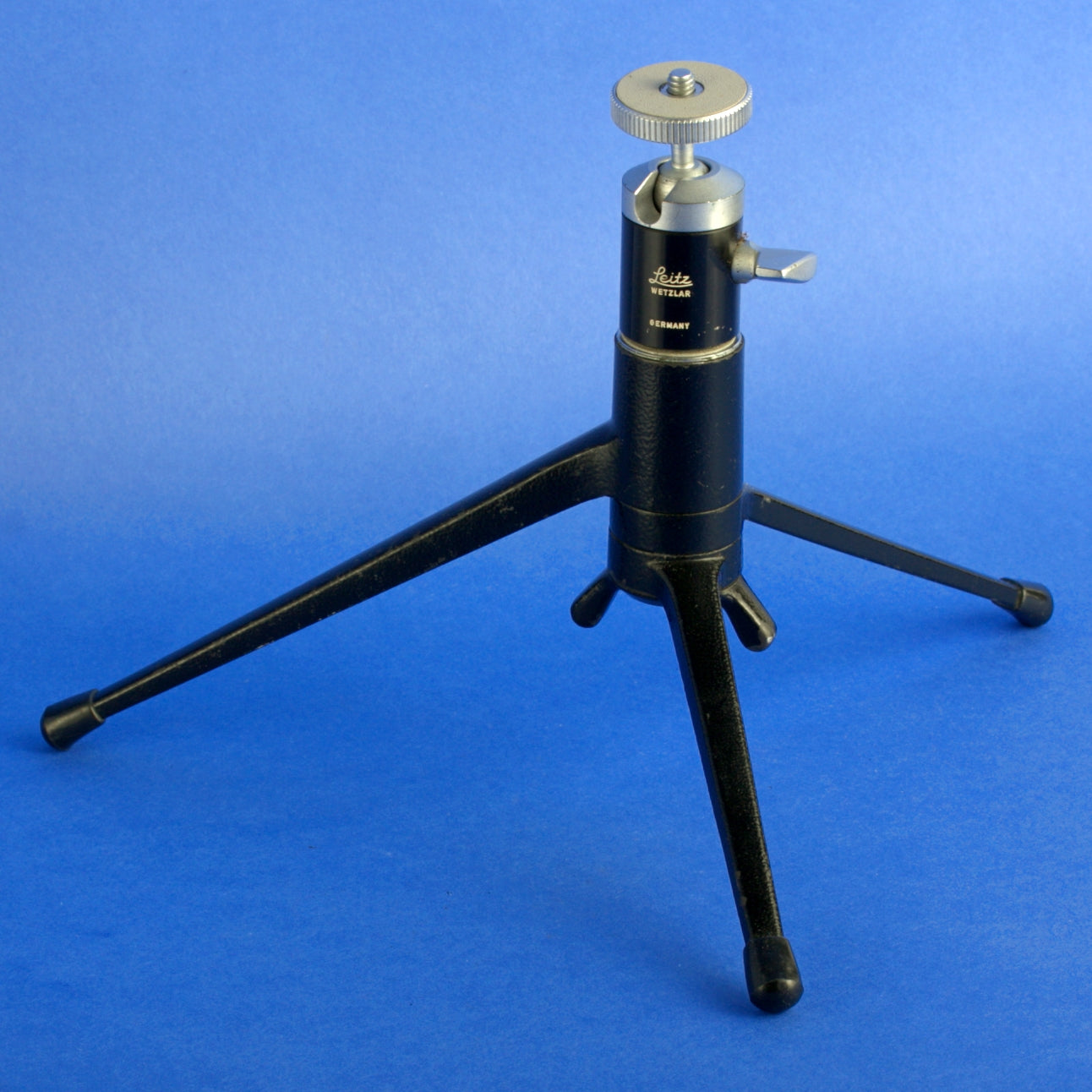 Leica 14100 Tabletop Folding Tripod with 14119 Ball Head