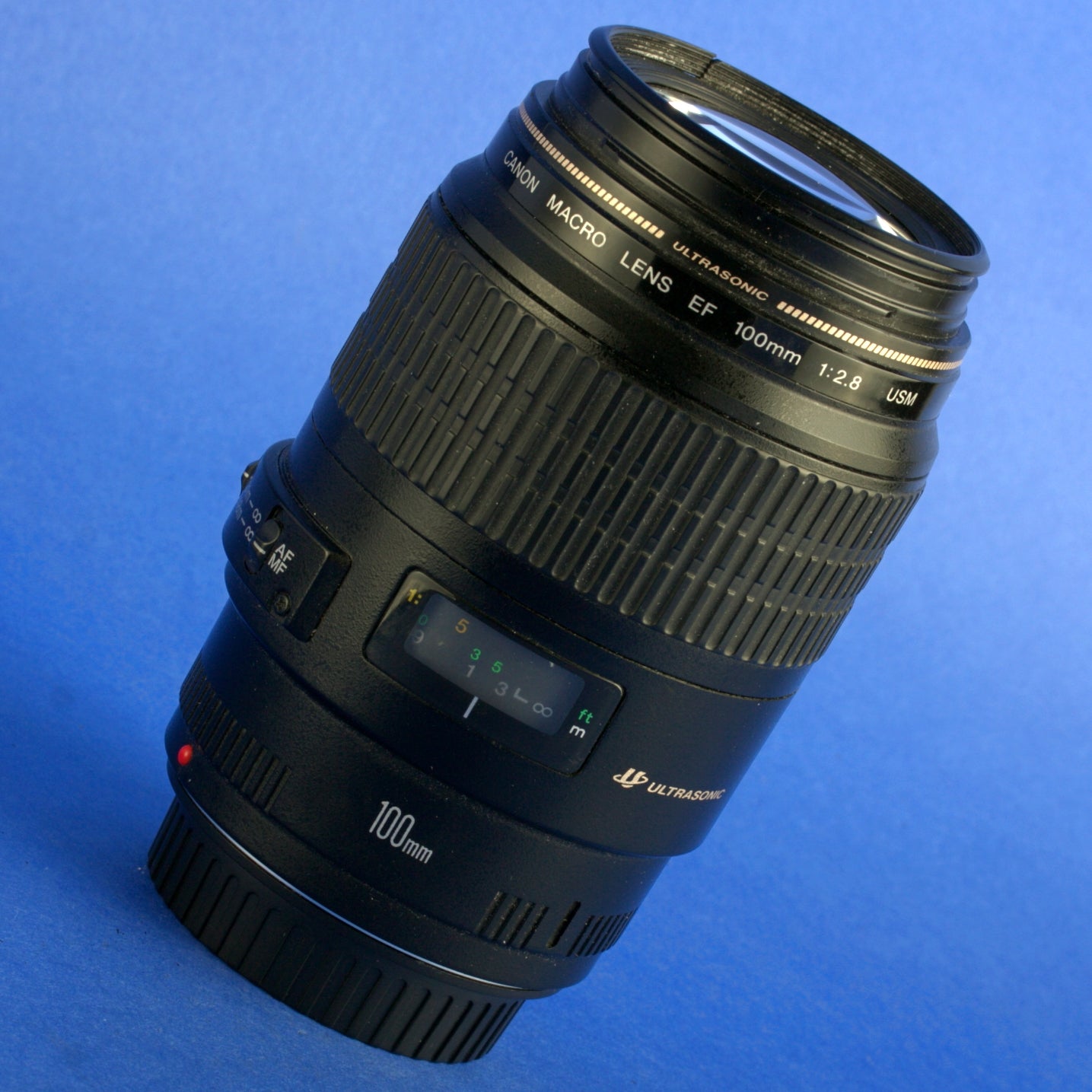 Canon EF 100mm 2.8 USM Macro Lens