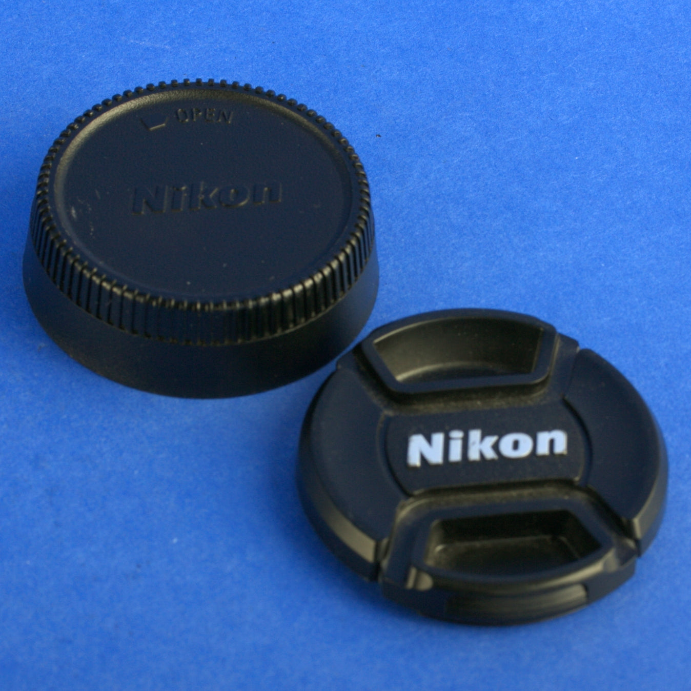 Nikon Nikkor 35mm F2 Ai-S Lens Beautiful Condition