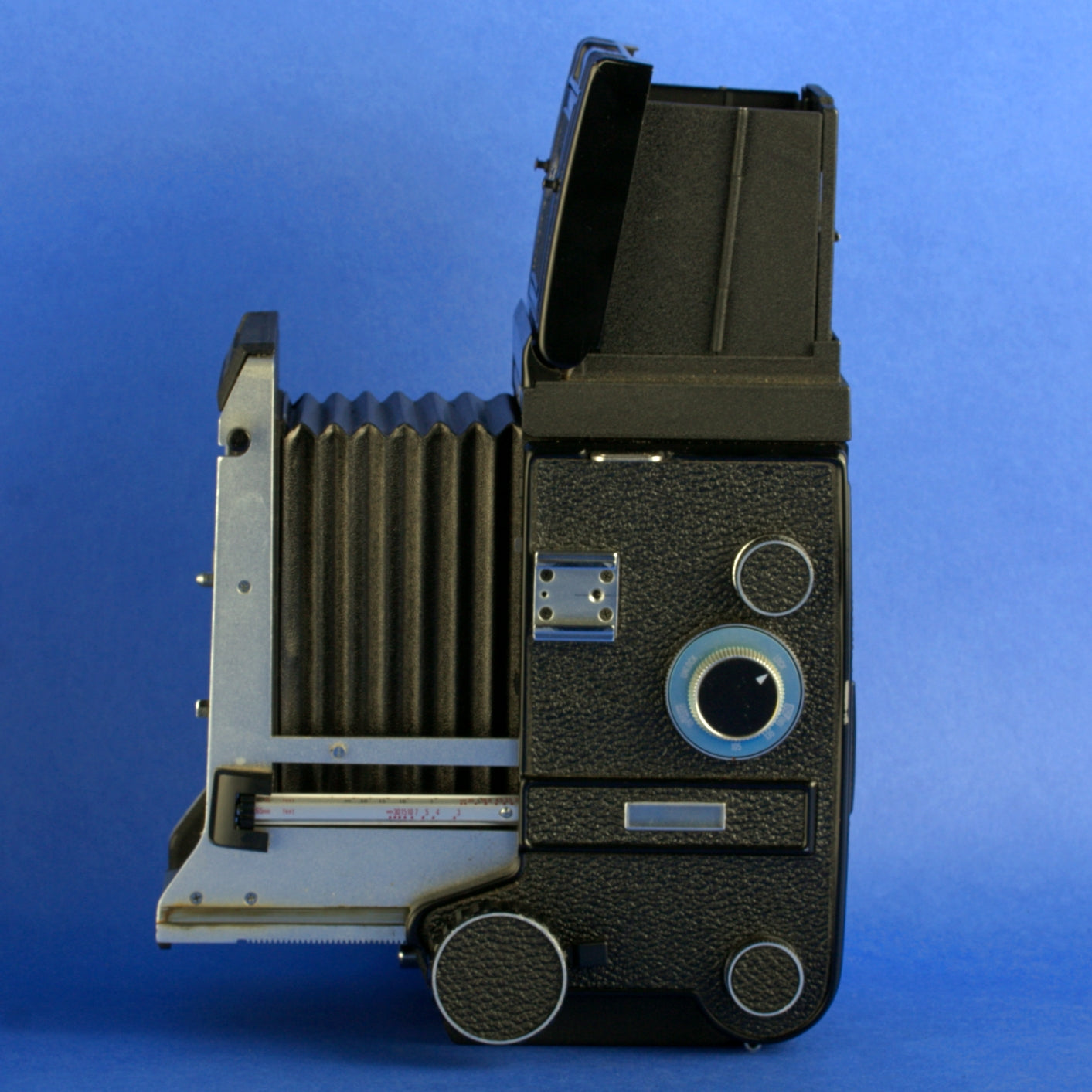 Mamiya C330F Medium Format Camera Body Beautiful Condition