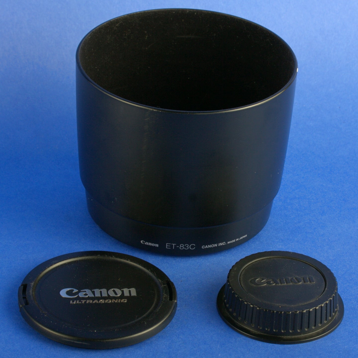 Canon EF 100-400mm 4.5-5.6 L IS Lens Near Mint Condition