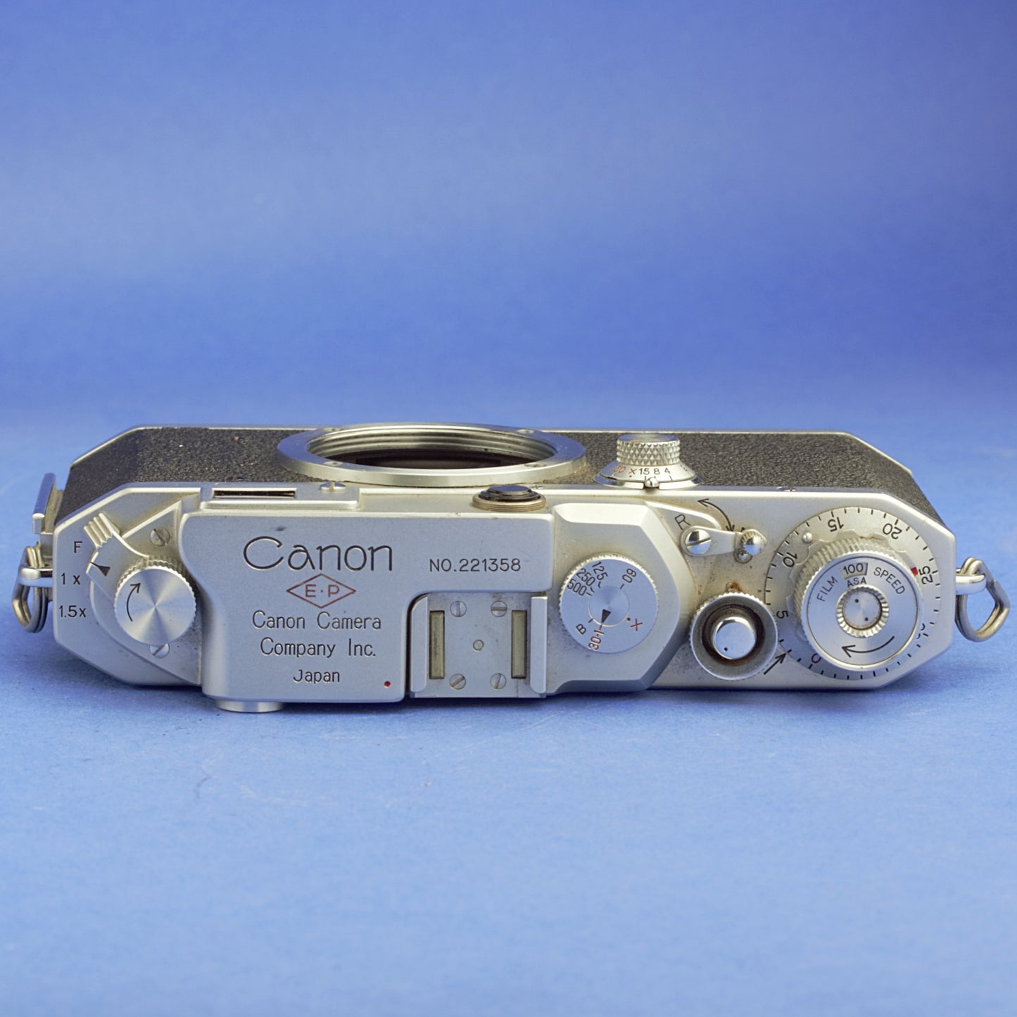 Canon IIS2 Film Camera Body
