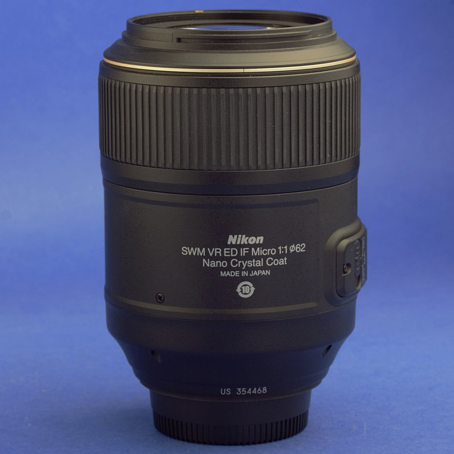 Nikon AF-S Nikkor 105mm 2.8 Lens Near Mint Condition