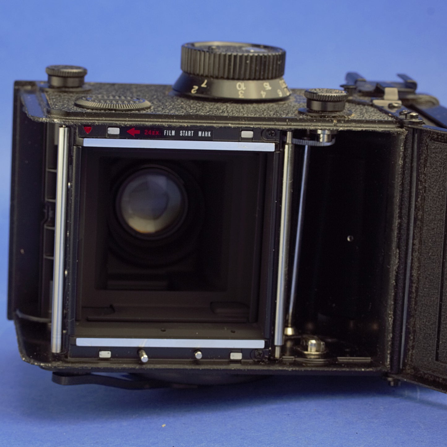 Yashica Mat-124G Medium Format Camera
