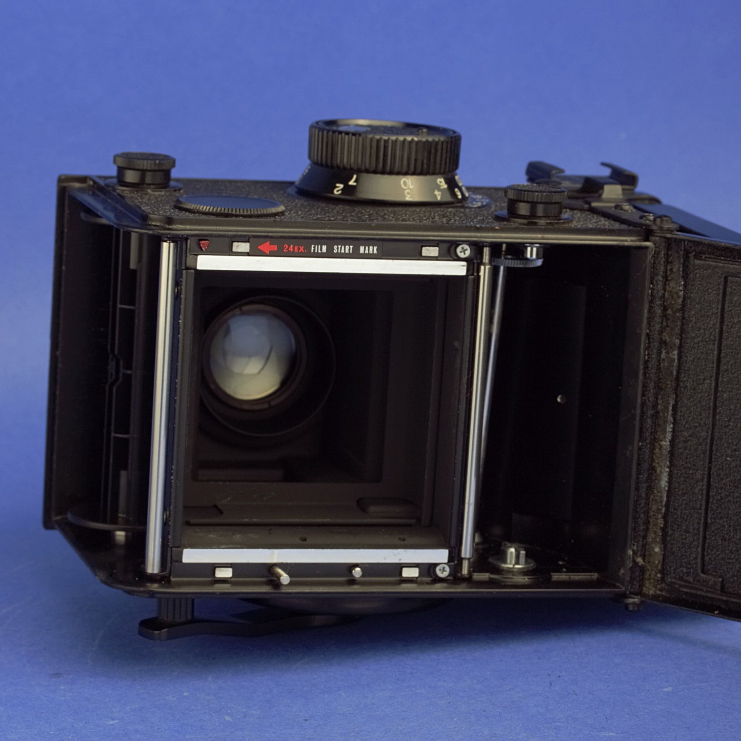 Yashica Mat-124G Medium Format Camera