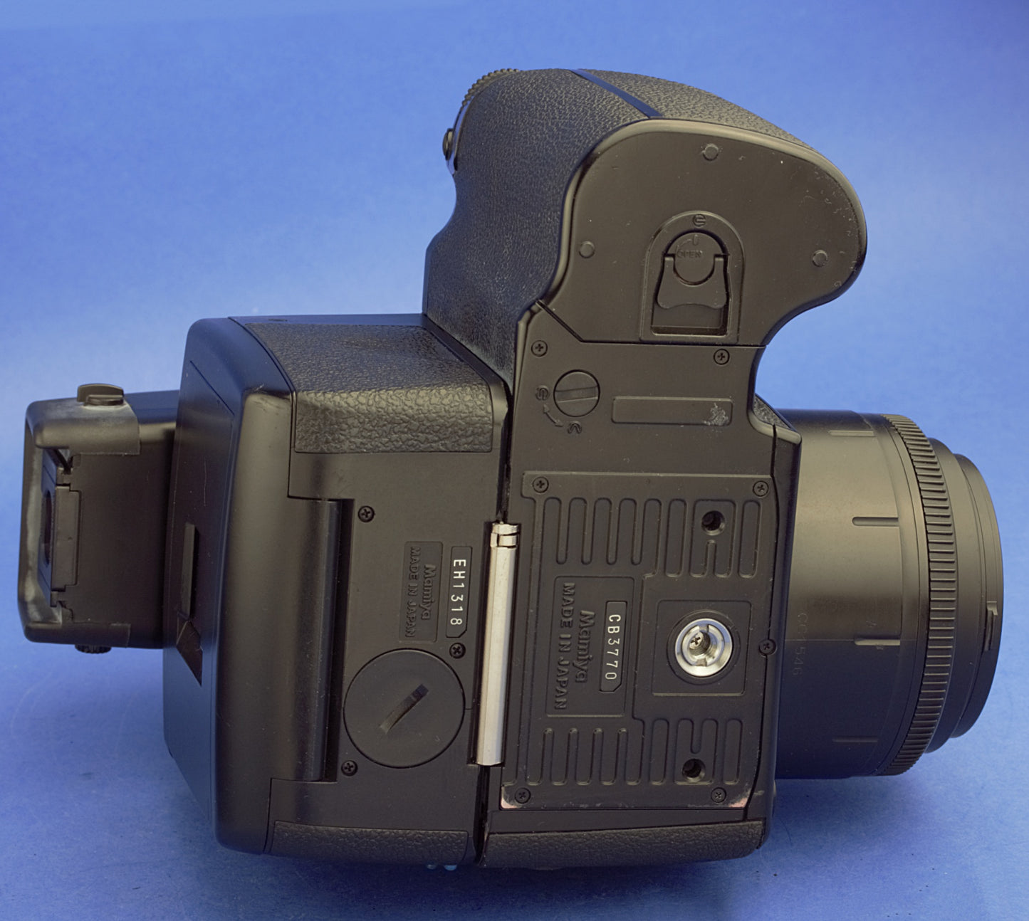 Mamiya 645 AFD Medium Format Camera Kit Beautiful Condition